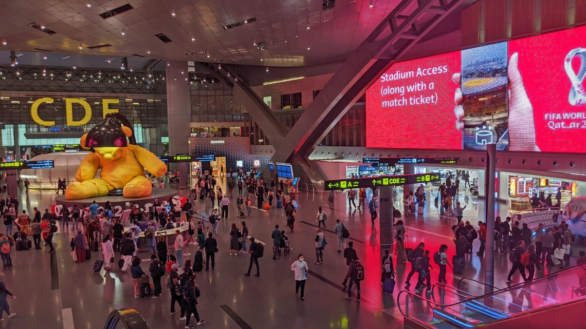 Wnętrze terminalu w Doha, Qatar