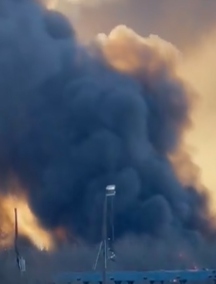 Potężny pożar w Elizabeth