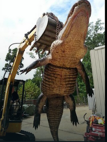 Aligator gigant